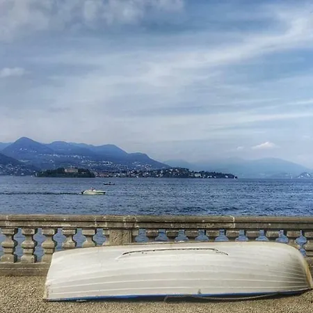 Marina Apartment & Suite Verbania Exterior photo